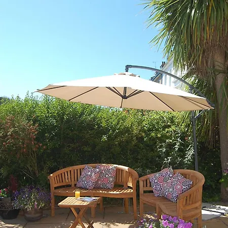 بيت ضيافة Warwick House 4*