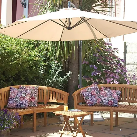 بيت ضيافة Warwick House 4*